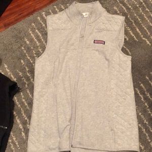Vineyard vines vest, never worn